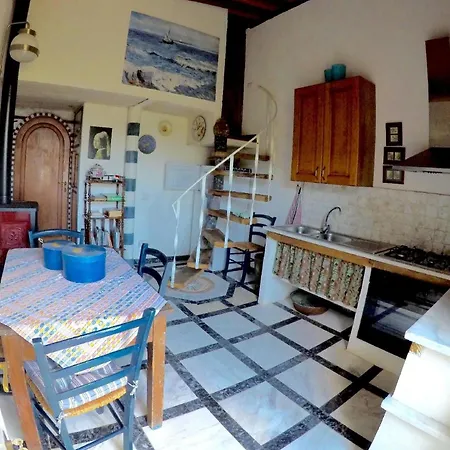 Casa Dell Uccellino Casa de Férias