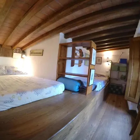 Casa Dell Uccellino Casa de Férias